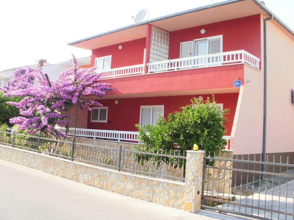 Apartments Renko Stari Grad  Exteriör bild